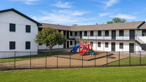 1527 S Austin Ave #127, Denison, TX 75020