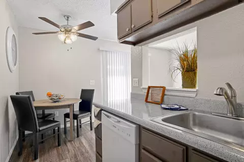 3001 Pheasant Run Rd #217, Norman, OK 73072