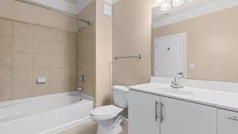 370 E Diamond Ave #1066, Gaithersburg, MD 20877