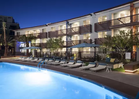 6811 E Main St #2008, Scottsdale, AZ 85251