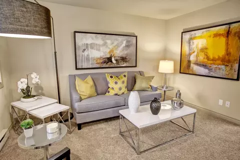 1616 156th Ave NE #255, Bellevue, WA 98007
