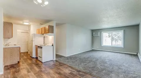1213 Gentry Ave N #1246-103, Oakdale, MN 55128
