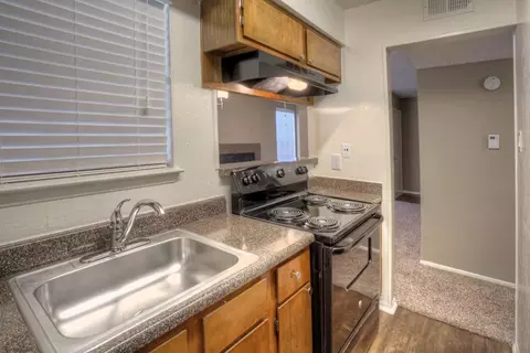 400 SW Gordon St #507, Burleson, TX 76028