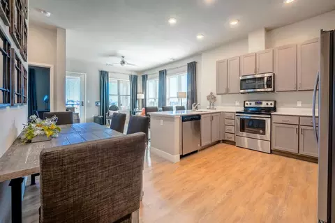 3175 Data Dr #1318, Rancho Cordova, CA 95670