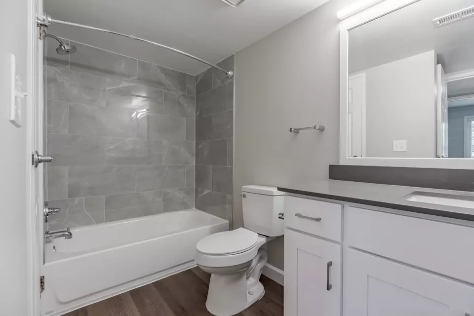  34350 Ryan Rd #321, Sterling Heights, MI 48310 photo 4