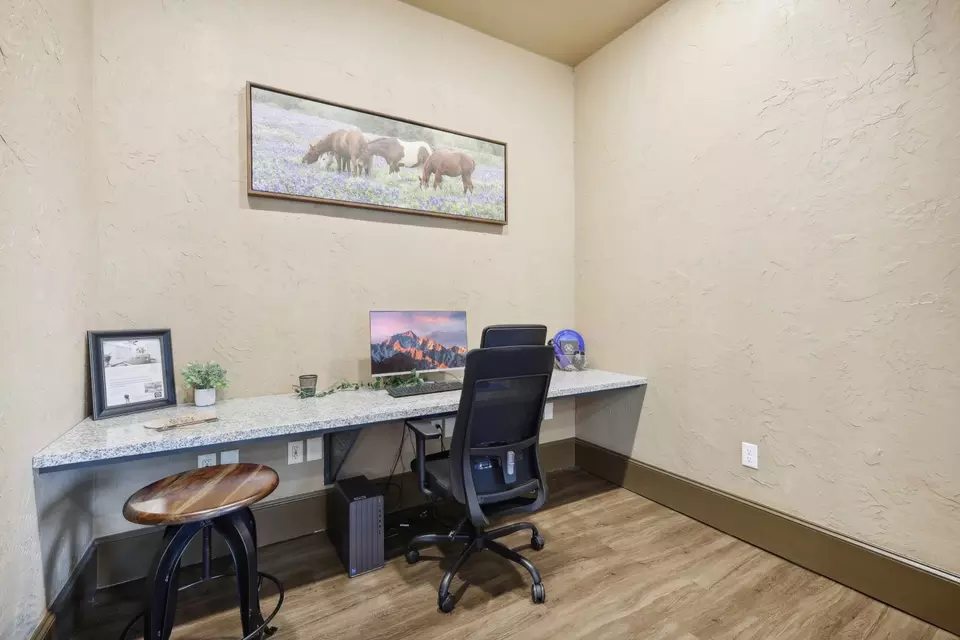  5050 Azle Ave #610, Fort Worth, TX 76106 photo 22