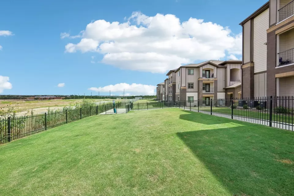  5050 Azle Ave #610, Fort Worth, TX 76106 photo 29
