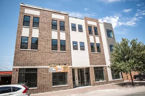 917 W 23rd St #103, Cedar Falls, IA 50613