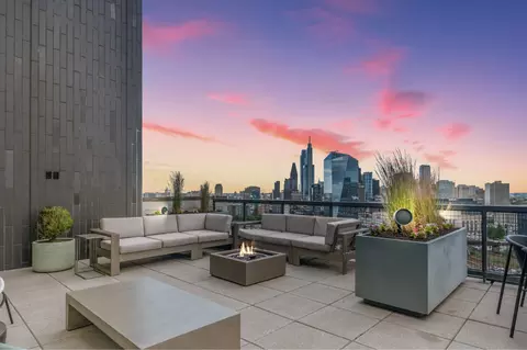 3201 Race St #1601, Philadelphia, PA 19104