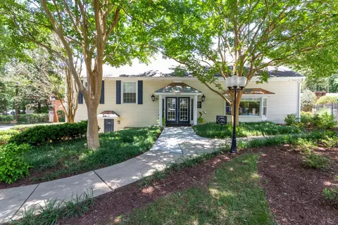 4233 Avent Ferry Rd #4223-4, Raleigh, NC 27606