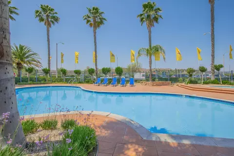 17621 Pauline Ct #60203, Santa Clarita, CA 91387