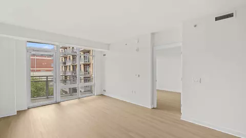 4440 Willard Ave #0634, Bethesda, MD 20815