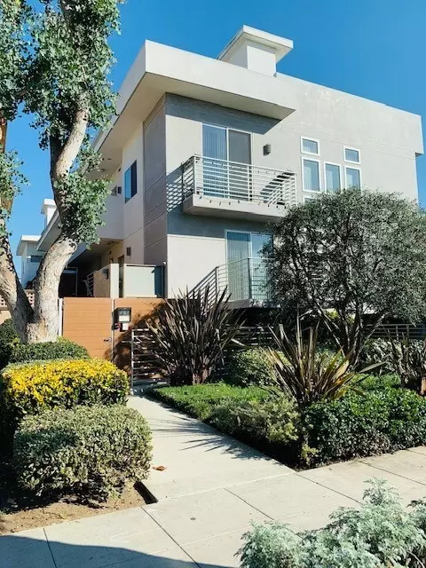 3630 Mentone Ave #203, Los Angeles, CA 90034