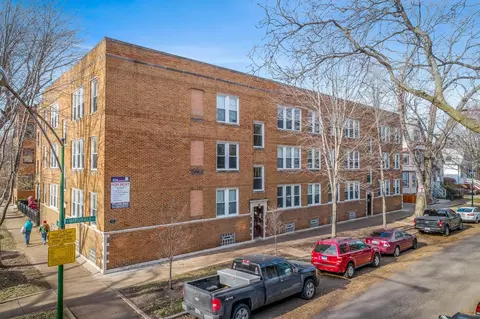 1634 W Grace St #1634-2, Chicago, IL 60613