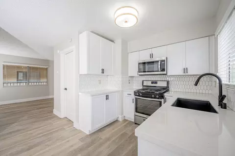 531-535 N Hobart Blvd #10, Los Angeles, CA 90004
