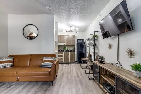 14255 Northwest Fwy #327, Houston, TX 77040