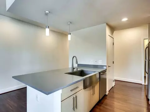 1212 S East Ave #315, Baltimore, MD 21224