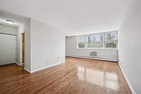 944 E Johnson St #B308, Philadelphia, PA 19138