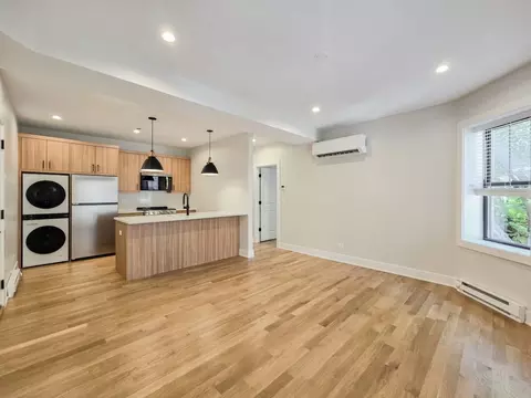 2237 N Bissell St #2237.5-1E, Chicago, IL 60614