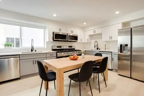 1224 W 37th Pl, Los Angeles, CA 90007