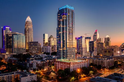 215 N Pine St #2215, Charlotte, NC 28202