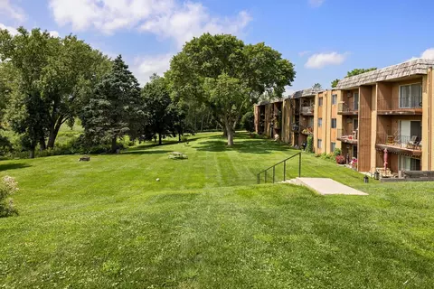 4601 Shoreline Dr #101, Spring Park, MN 55384 photo 15