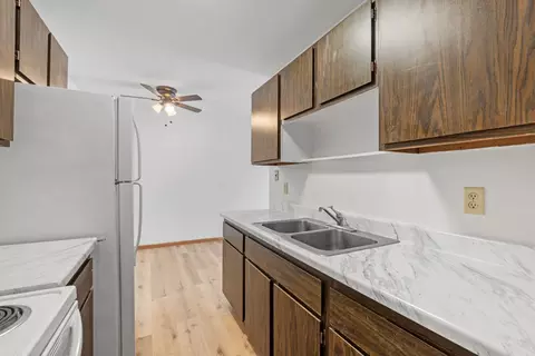 4601 Shoreline Dr #101, Spring Park, MN 55384 photo 3