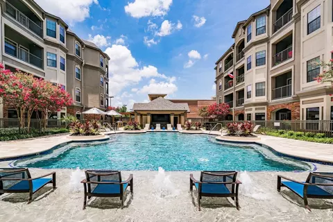 4855 Magnolia Cove Dr #309, Houston, TX 77345