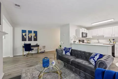 1000 Lake Ridge Pkwy #1001, Riverdale, GA 30296