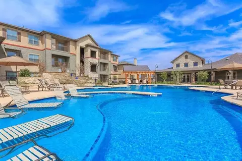 7902 E Country Dr #6-621, Laredo, TX 78045