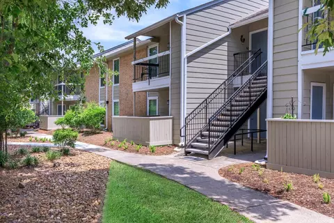 333 Holly Creek Ct #23-2302, The Woodlands, TX 77381