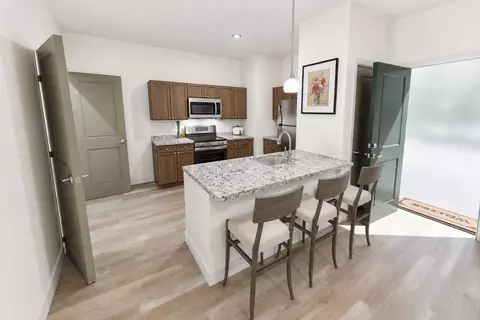 6701 Executive Blvd #2-1064, Huber Heights, OH 45424
