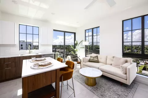 101 E Coast St #211, Lake Worth, FL 33460