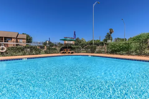 9402 Synott Rd #712, Houston, TX 77083