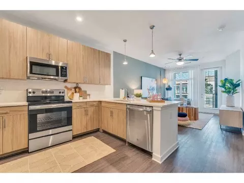 1018 N Caldwell St #326, Charlotte, NC 28206