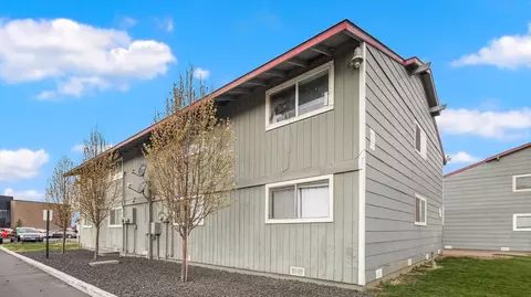 720 N Arthur St #720-F201, Kennewick, WA 99336