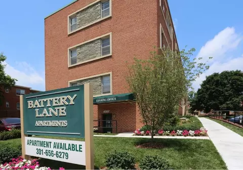 4887 Battery Ln #8322, Bethesda, MD 20814