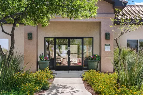 550 N Harrison Rd #6101, Tucson, AZ 85748