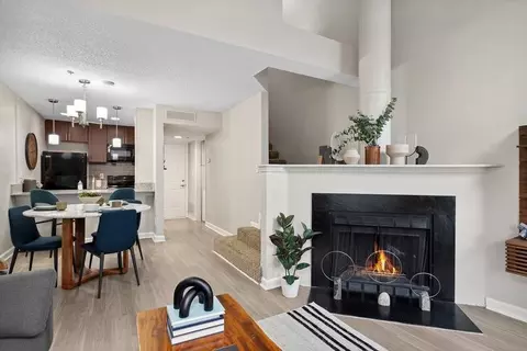 499 Northside Cir NW #206, Atlanta, GA 30318