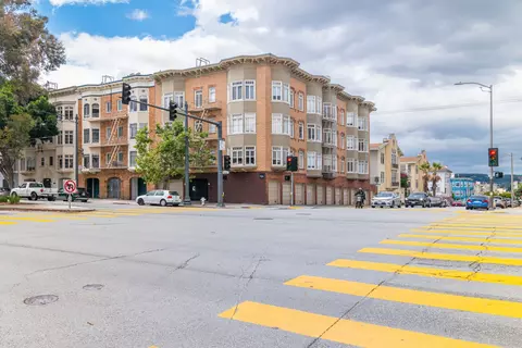 2975 Van Ness Ave #3, San Francisco, CA 94109