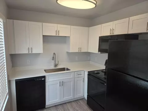635 7th St NW #7-7-7106, Paris, TX 75460
