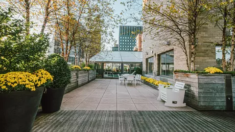 245 E 40th St #11G, New York, NY 10016
