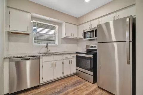 129 E Amelia St #201, Orlando, FL 32801