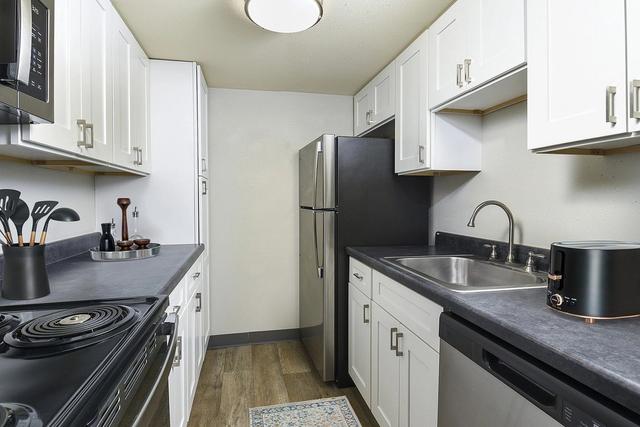 1010 Stonecliffe Dr #1020, Monroeville, PA 15146
