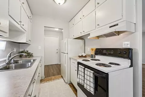1266 Gorman Ave #303, Saint Paul, MN 55118