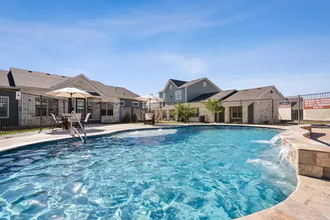 1625 N Adams St #8-802, Fredericksburg, TX 78624