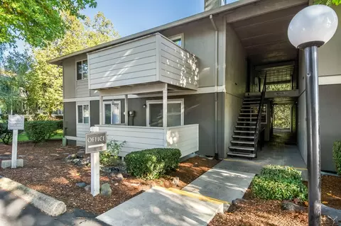 7645 SW Bonita Rd #37, Tigard, OR 97224