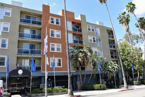 7400 Hollywood Blvd #328, Los Angeles, CA 90046