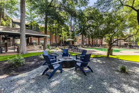 13050 Champions Park Dr #0923, Houston, TX 77069