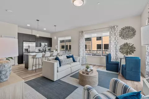 169 N Main St #327, Port Chester, NY 10573